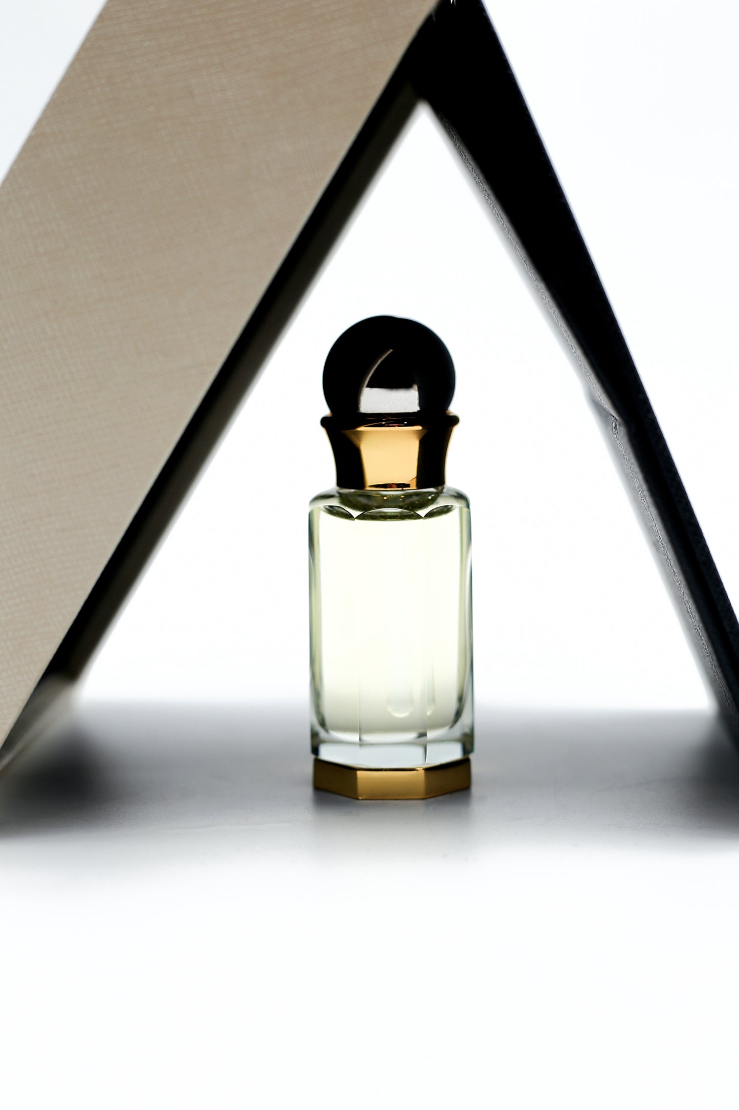 The aroma of luxury, EMARA Natural Arabic OUD Oil